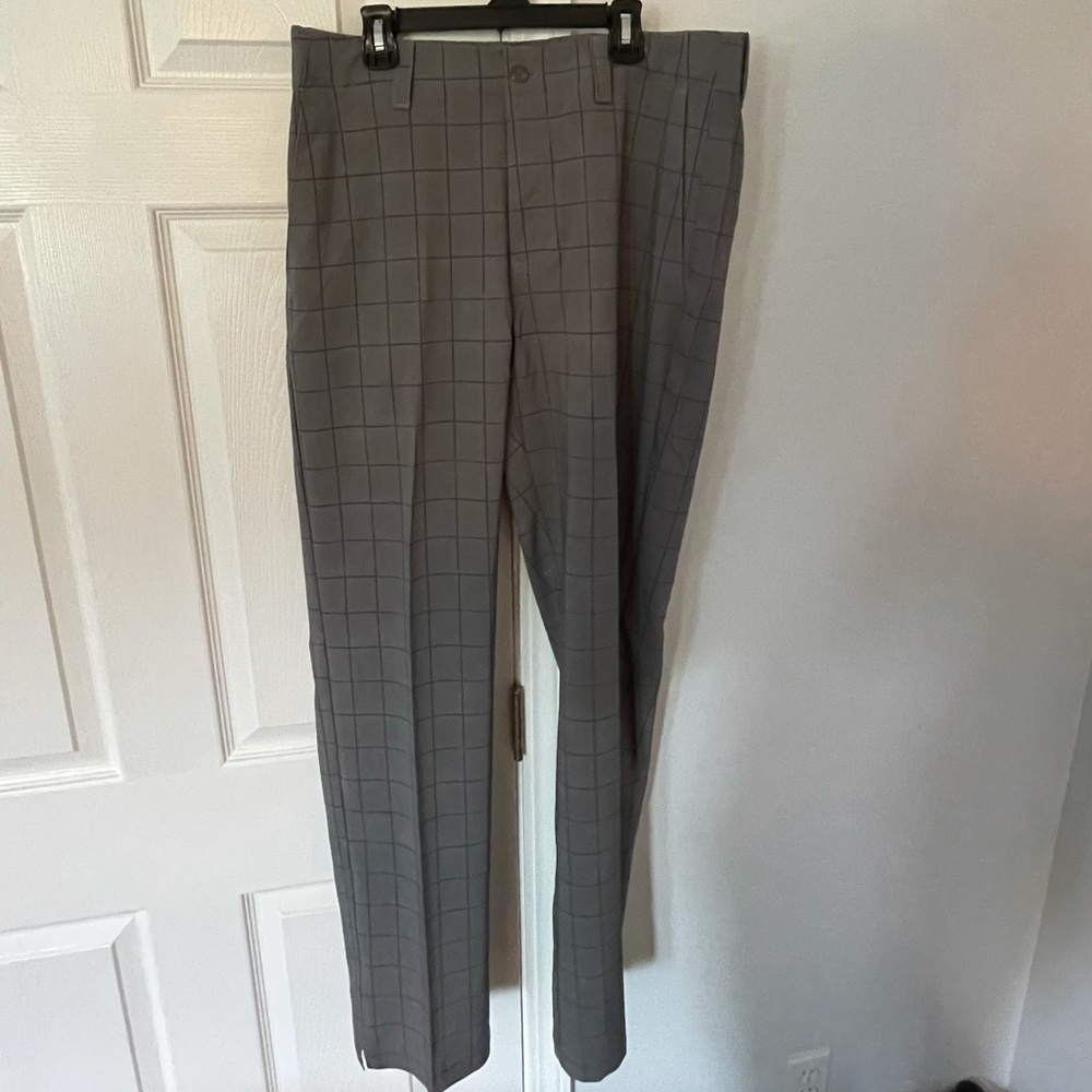 Callaway Golf pants 32W 34L brand new with tags